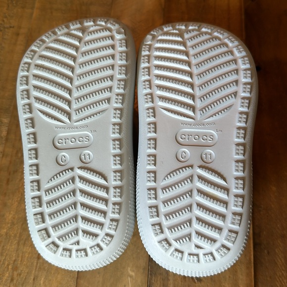 Kids Crocs Silver Glitter Sz 11 - Picture 3 of 4